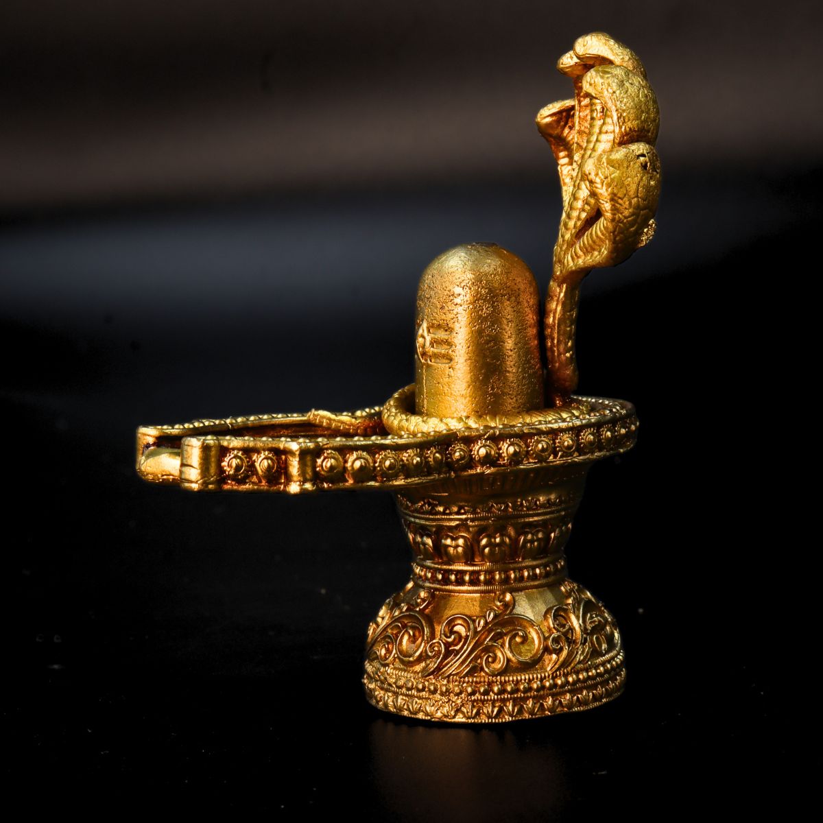 Shivling Brass Murti: Stunning Premium Quality for You - Image 3