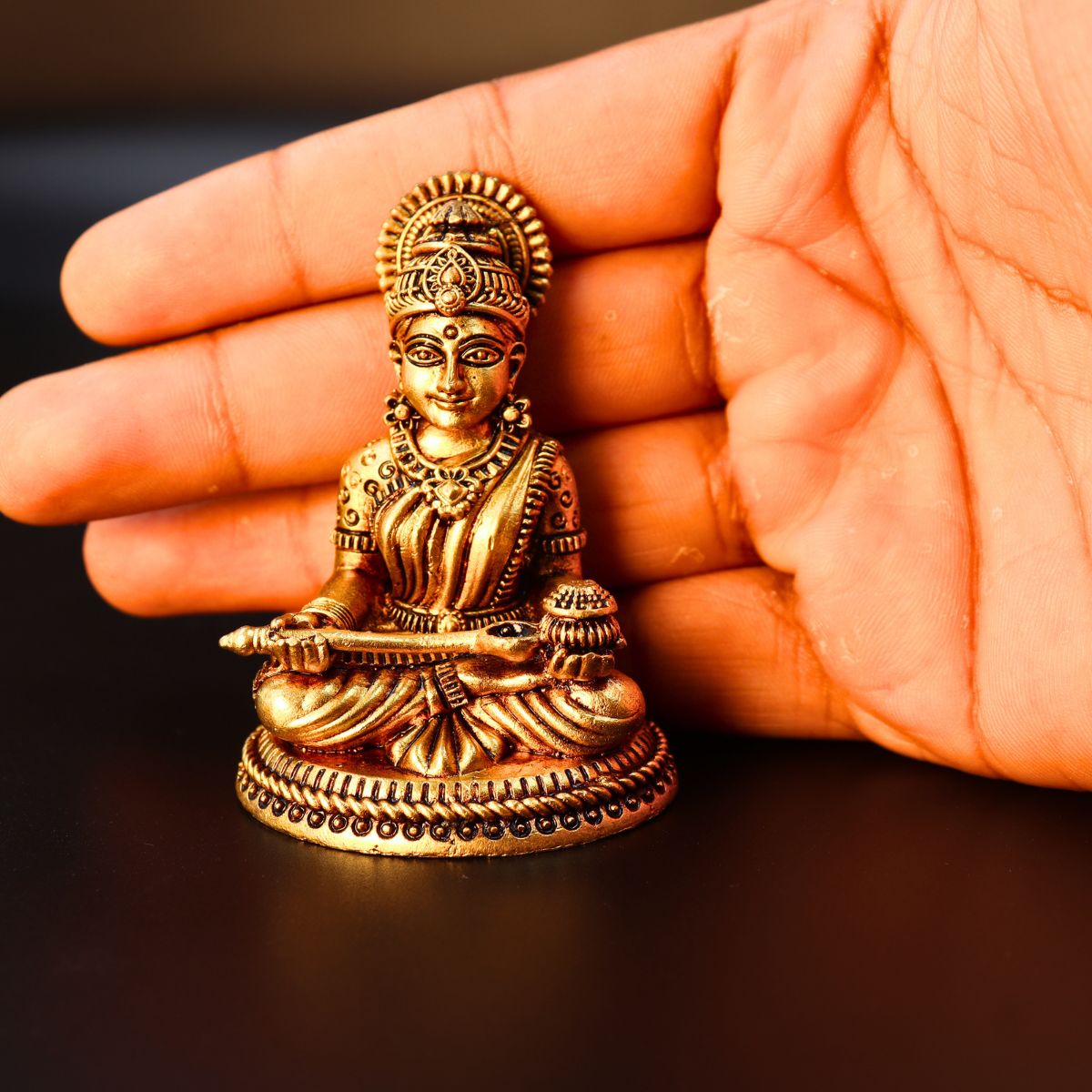 AnnaPurna Maa Murti: Stunning Premium Brass Design - Image 3