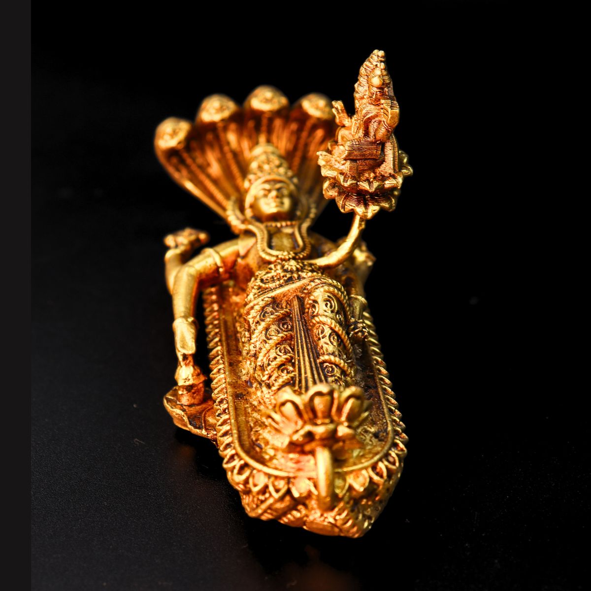 Padamnabh Bhagwan Statue: Exclusive Spiritual Masterpiece - Image 2